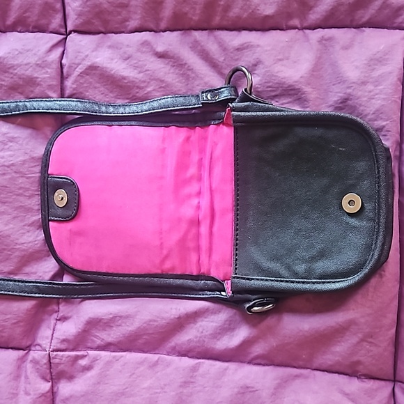 Mark / Avon black crossbody minibag with silvertone metal studs on front flap - Picture 4 of 16